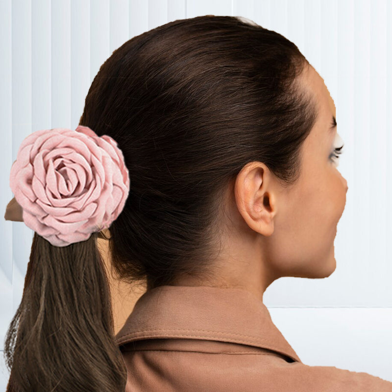 Högkvalitativ lockig peruk med ett roshårkloklipp