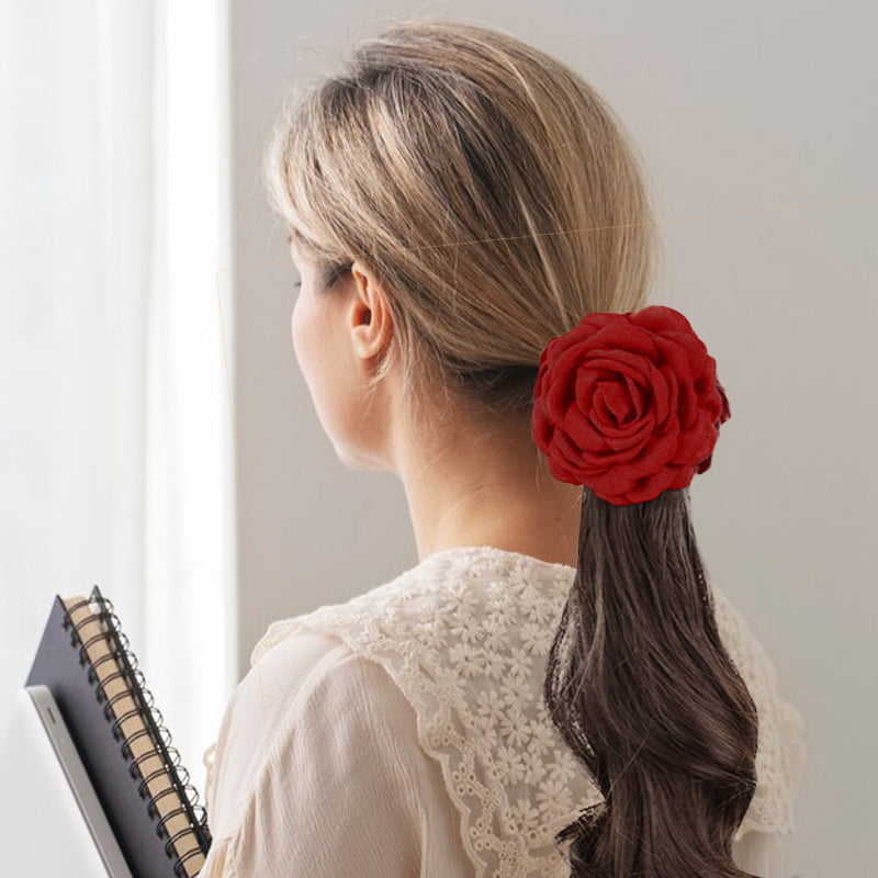 Högkvalitativ lockig peruk med ett roshårkloklipp