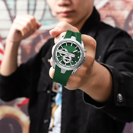 🎉Tidsbegränsad special💎Snygg sportklocka med självlysande display, silikonarmband och vattentät design