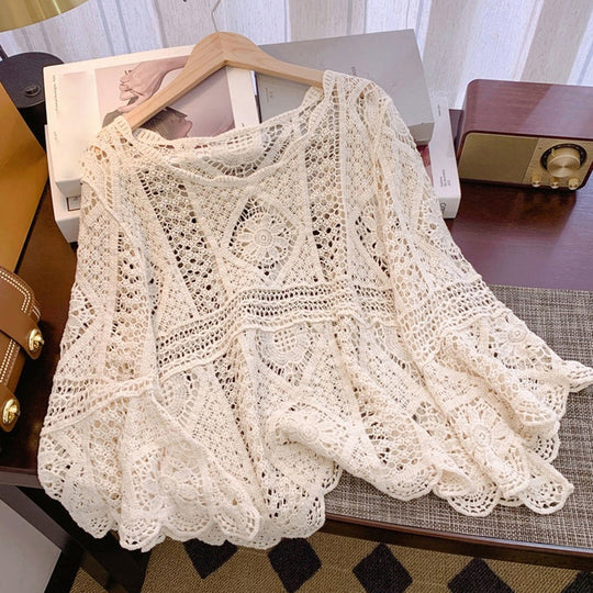 🥳2026 HOT SALE🥳Women's Vintage-Inspired Lace Cover-Up Blouse