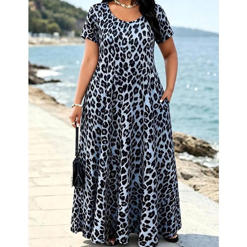Leopard Maxi Dress – Flowing & Versatile Style Design