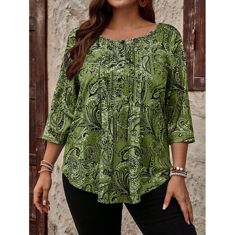 Plus-Size Paisley Blouse – Loose Fit & Curved Hem Design
