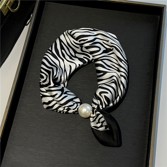 No-Tie Magnetic Pearl Clasp Soft Scarf💟Everyday Versatile Pieces