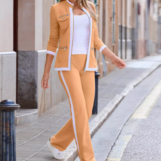 🧥Seasonal Style - Two-Piece Leisure Set with Bold Stripes – Slimming Silhouette & Practical Details for Any Casual Day