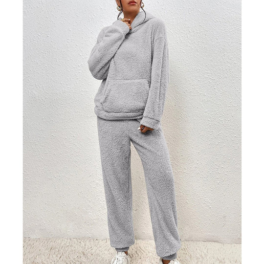 Ensemble de détente pour femme : sweat à capuche en peluche et pantalon