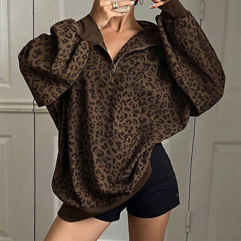 Sweat à col demi-zèbre pour femme à imprimé léopard
