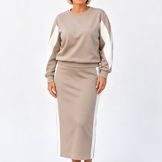Ensemble deux pièces en maille pour femme : sweat à capuche et jupe midi