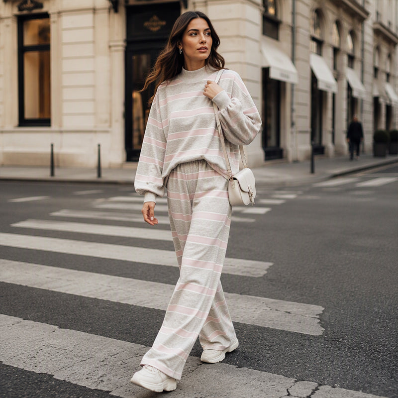 Ensemble haut rayé à col montant pour femme et pantalon à jambe large