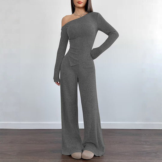 Ensemble femme à épaules dénudées : haut à manches longues et pantalon large