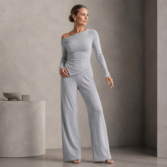 Ensemble femme à épaules dénudées : haut à manches longues et pantalon large