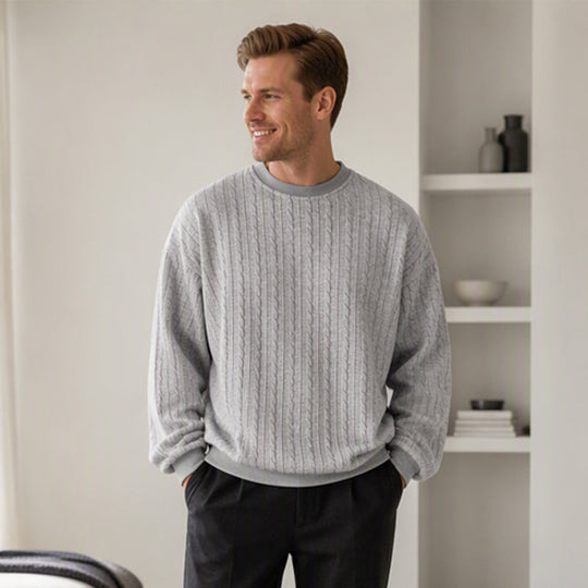 Pull en maille torsadée à col rond pour homme