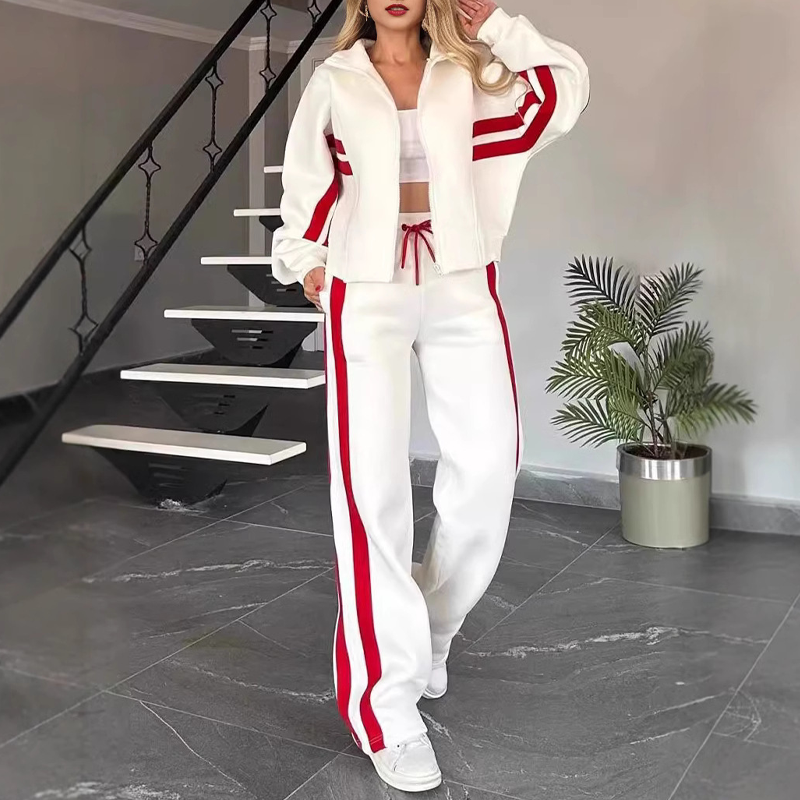 🏃 Eye-Catching Pattern, Move-Ready Comfort | Women's Stripe Sporty 2-Piece Set