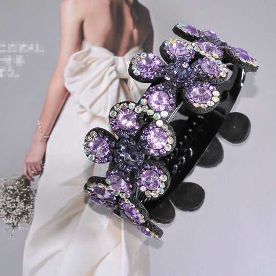 Kristallblomma utsmyckade hårklipp